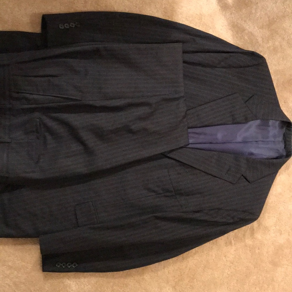 Dark blue suit w light blue pin strips